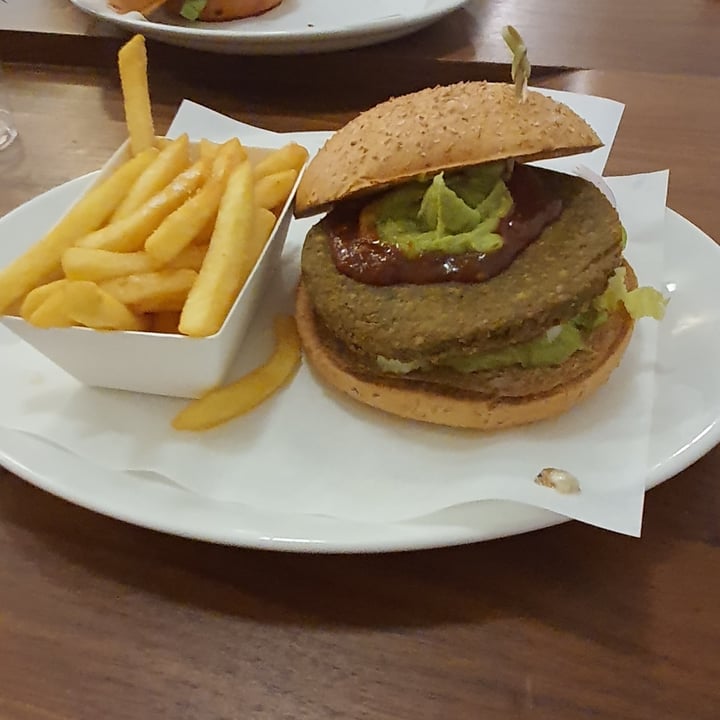 photo of Bacoa Burger Gran Vegano shared by @larayvegan on  05 Sep 2021 - review