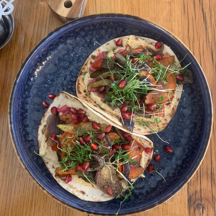 photo of BARASTI Hummus Tortillas shared by @hereforareason on  25 May 2022 - review