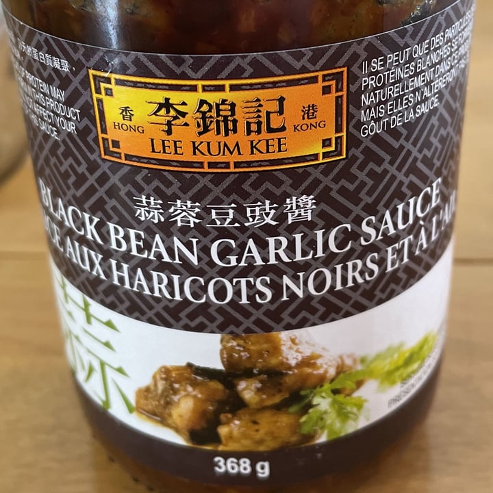 photo of Lee Kum Kee Black bean garlic sauce shared by @billofthewild on  13 Feb 2022 - review