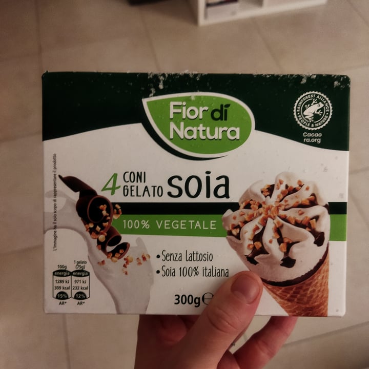 photo of Fior di Natura 4 coni gelato soia shared by @martafarruggia on  16 Jul 2022 - review