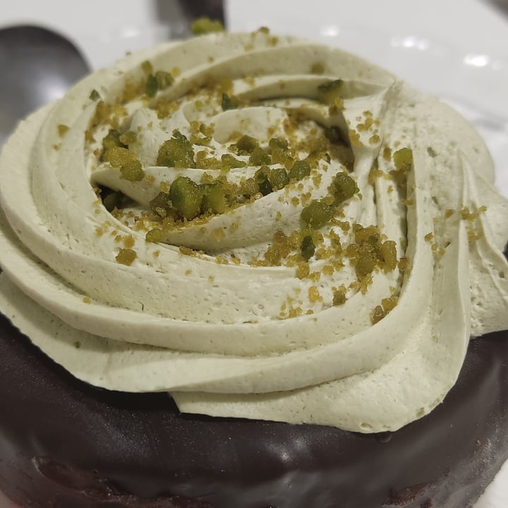 photo of Chök The Chocolate Kitchen Mini Donut pistacho shared by @ailedail on  22 Dec 2022 - review