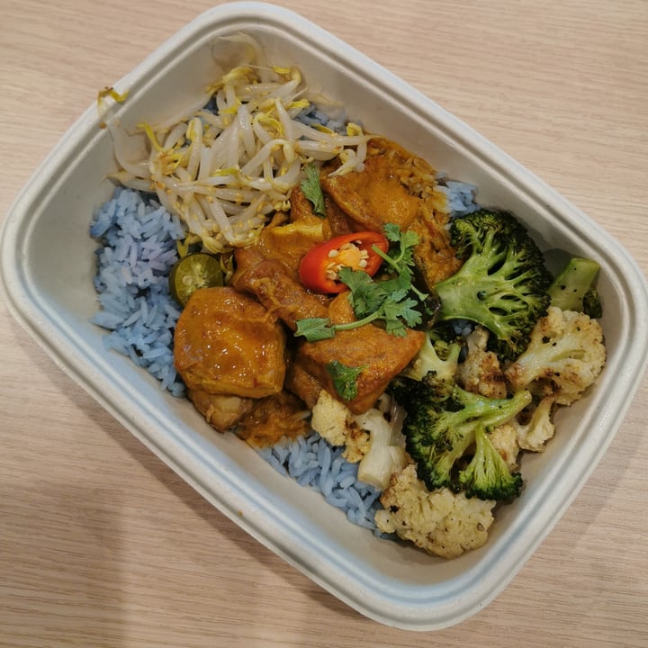 photo of Grain Coconut-curry baked tempeh shared by @ycarolyn on  16 Jun 2021 - review