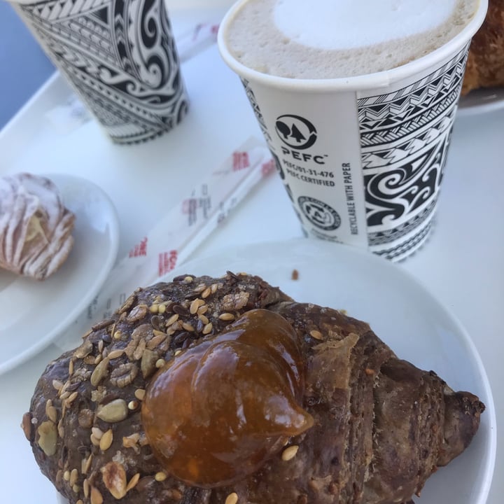 review photo of Michele & Co. Ristorante - Pasticceria - Pizzeria - Catering Colazione Vegan shared by @vegvale93 on 30 Apr 2022 - review