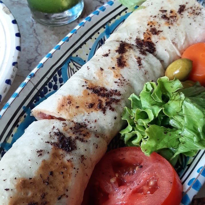 review photo of Fairouz Sandwich Shawerma shared by @cloooodi on 04 Sep 2022 - review