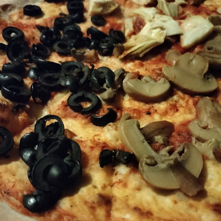 photo of La Rotonda Pizza 4 stagioni shared by @raffa70s70 on  09 Feb 2022 - review