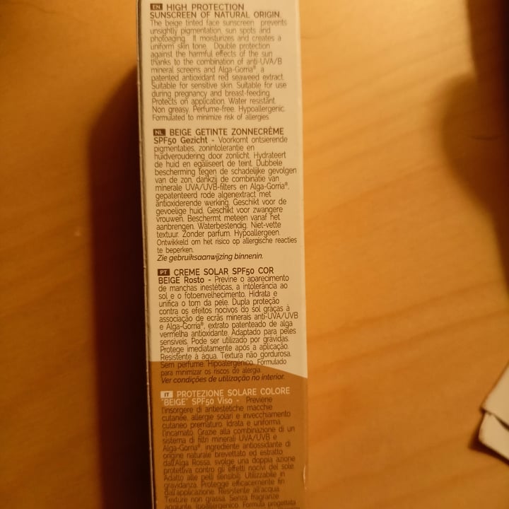 review photo of Alga maris Crema solar con color shared by @beaman on 26 Jun 2022 - review