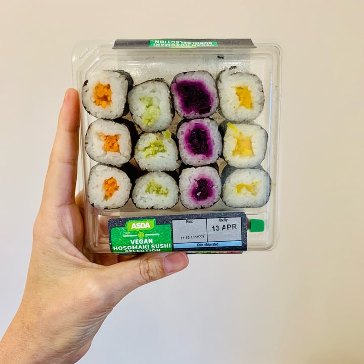 photo of ASDA Vegan hosomaki sushi selection shared by @drteetee on  14 Apr 2022 - review
