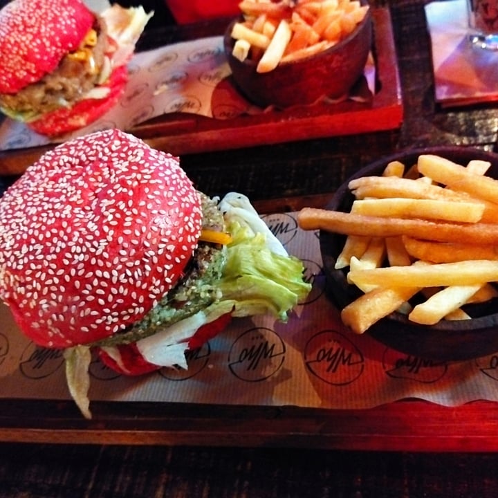 photo of Who Bar Burger Stevie Wonder shared by @fabuchi on  19 Dec 2021 - review