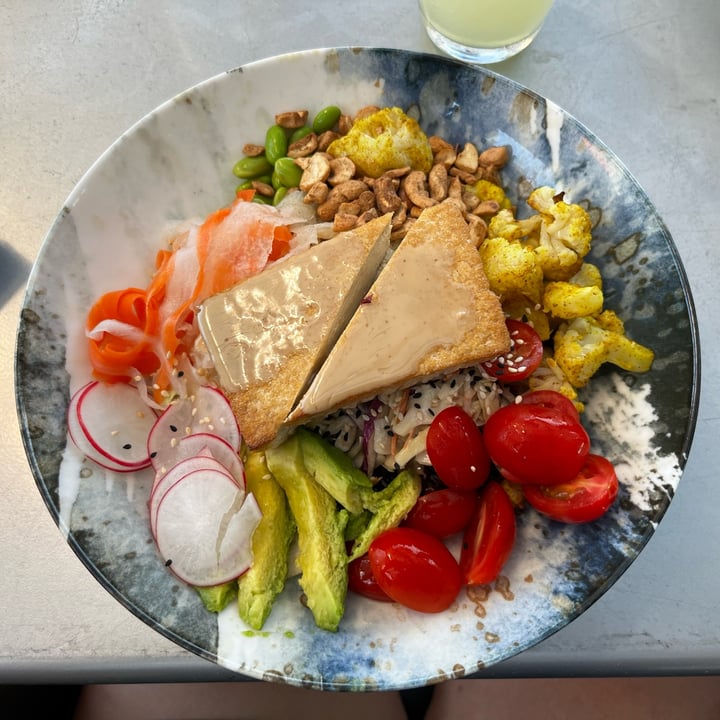 photo of Monte Creek Winery buddha bowl shared by @becs10 on  29 Jul 2022 - review