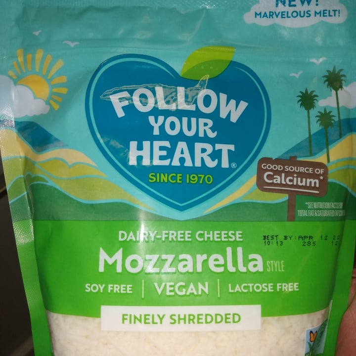 photo of Follow your Heart Mozzarella Finely Shredded shared by @ethicallybasedexomni on  11 Jan 2022 - review