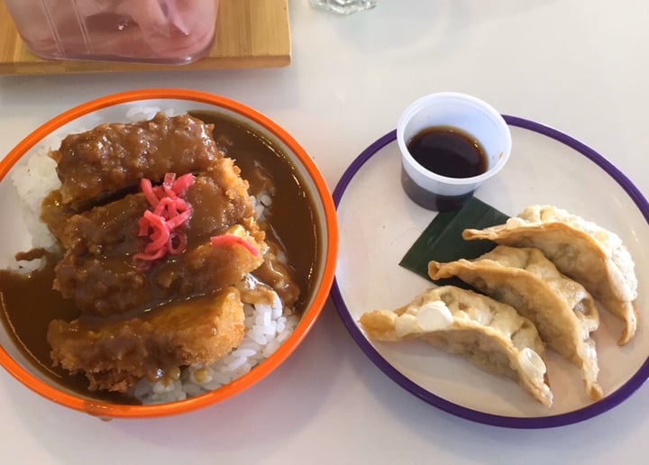 photo of YO! Cheshire Oaks Tofu Katsu curry, gyoza shared by @chelseyj on  02 Apr 2020 - review