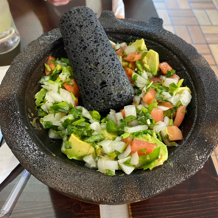 photo of Mi Mexico Guacamole Casero shared by @emmajoelle on  07 Aug 2022 - review