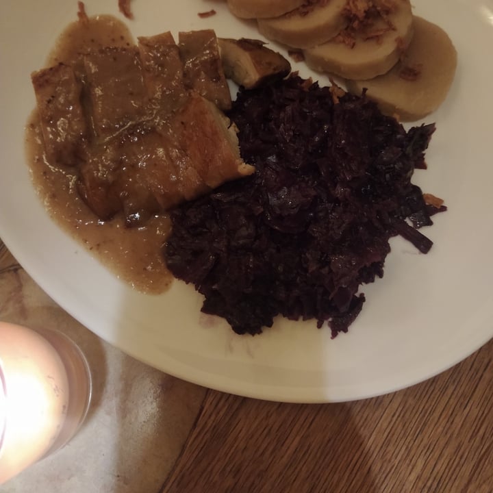 photo of MAITREA Duck Breast With Red Cabbage (Vegan Versione With Potatoes) shared by @chiaracappellini on  09 Dec 2022 - review