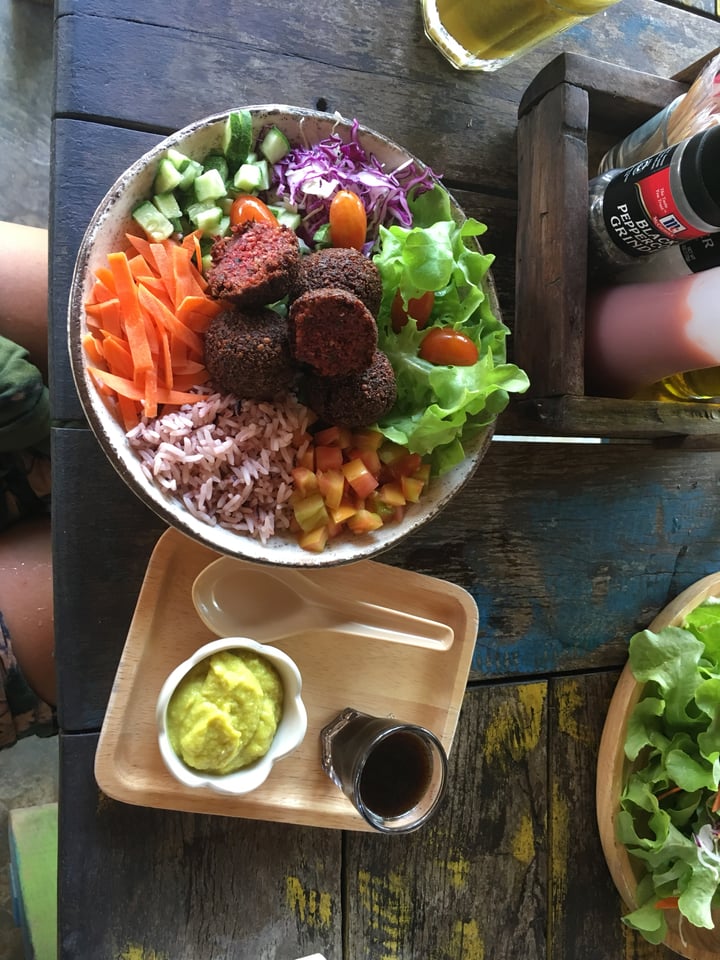review photo of Chaba Café and Gallery The Buddha Bowl shared by @jesskelly00 on 01 Jun 2018 - review