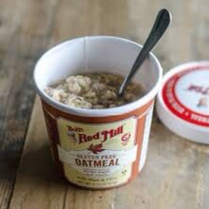 review photo of Bob's Red Mill Gluten free maple and brown sugar oats shared by @cateykt on 10 Aug 2021 - review