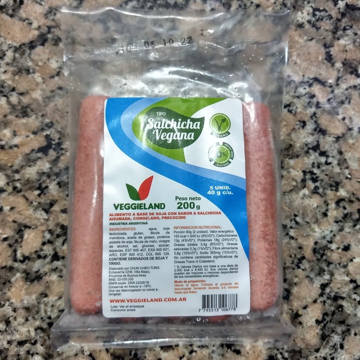 review photo of Veggieland Salchichas Veganas shared by @zorro on 12 Jul 2022 - review