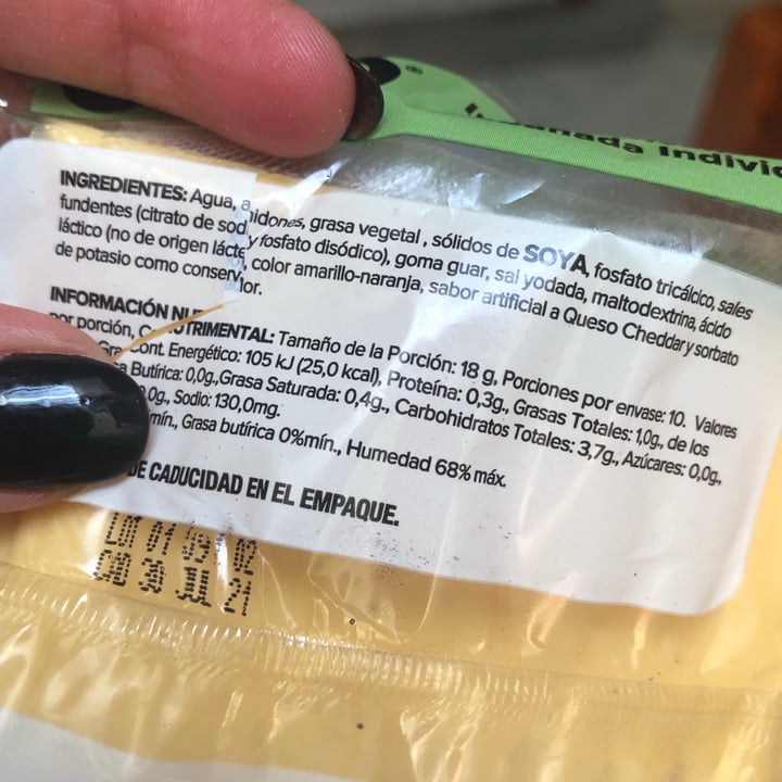 photo of GüD Imitación Queso tipo Americano shared by @andyachiu on  23 Jul 2021 - review