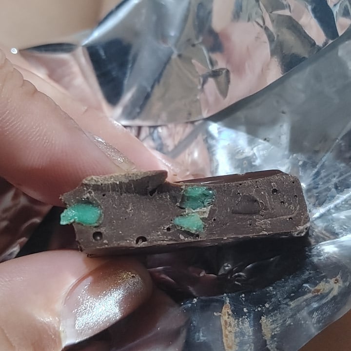review photo of Winston & Julia crispy mint chocolate shared by @candimcg on 26 Apr 2021 - review