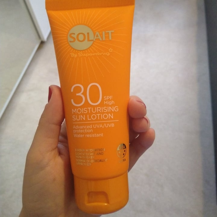 photo of Solait 30 SPF Sunscrwen shared by @gaia-andhercats on  07 Jul 2022 - review