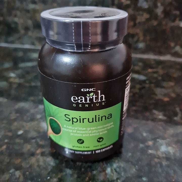 photo of GNC Spirulina shared by @claraviegas on  15 Jul 2021 - review