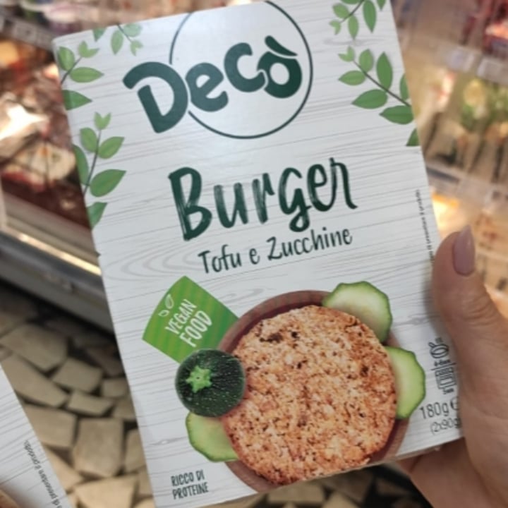 photo of Decò burger tofu e zucchine shared by @chiarasciaudo on  16 Sep 2022 - review