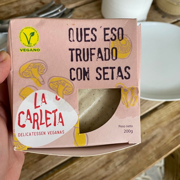 review photo of La Carleta Queso de Trufa Negra y Setas shared by @blogmundovegano on 20 Apr 2022 - review