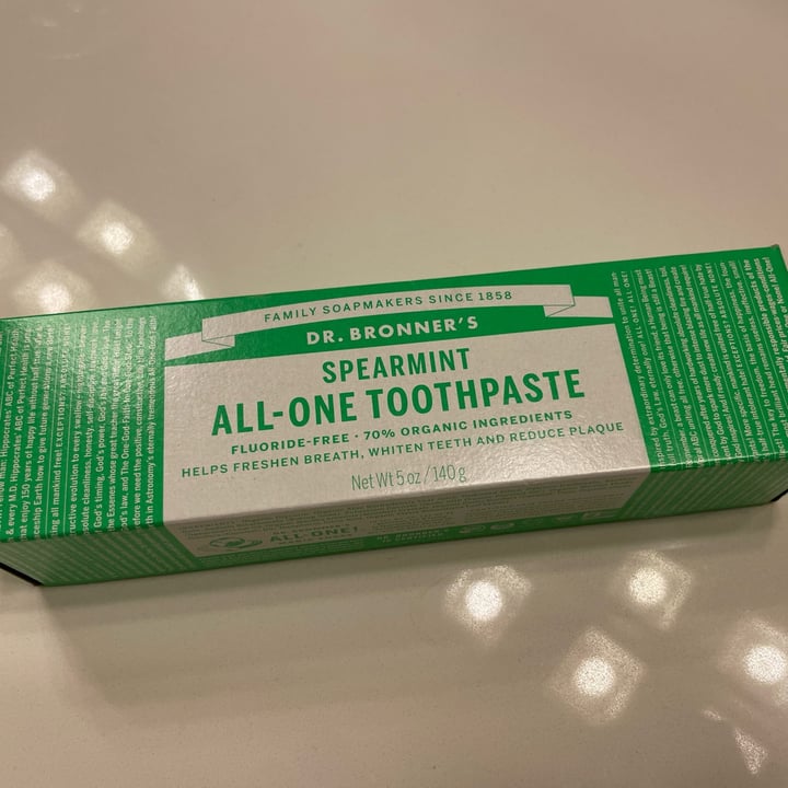 photo of Dr. Bronner's Toothpaste  spearmint shared by @vnichole on  05 May 2022 - review