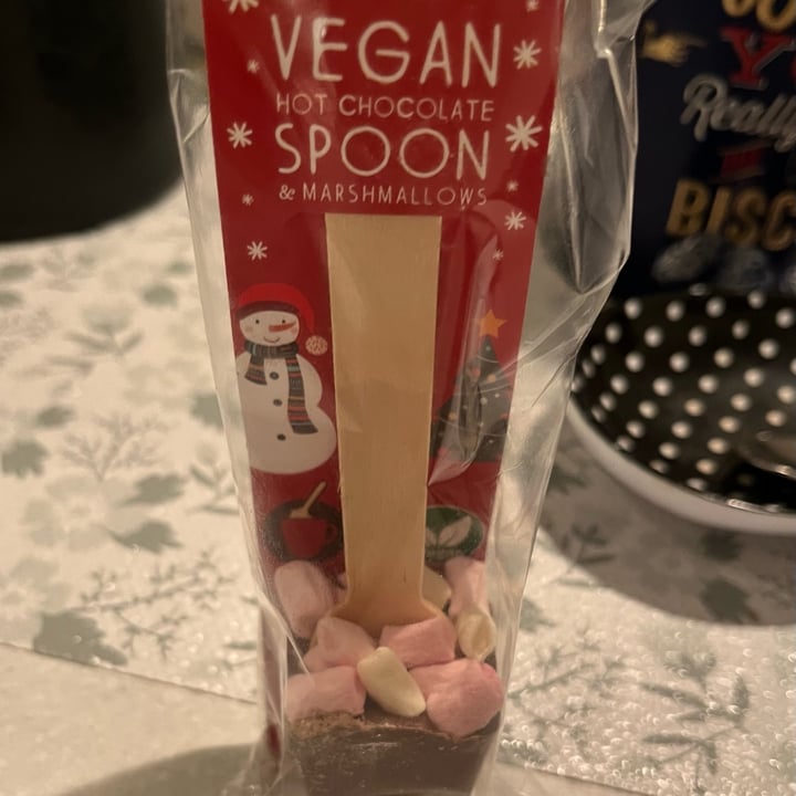 photo of Cocoba Vegan Marshmallow Milk Chocolate Hot Chocolate Spoon shared by @blackpoolbelle on  14 Apr 2022 - review