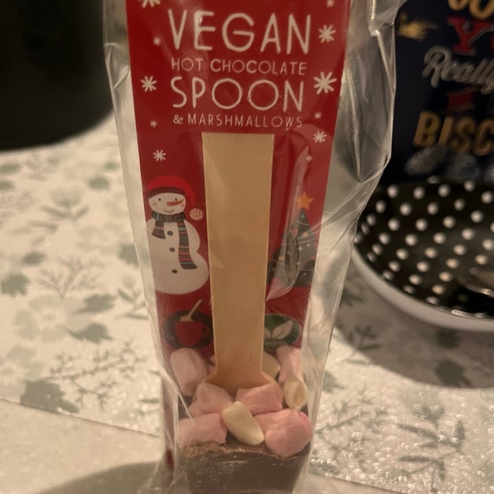 review photo of Cocoba Vegan Marshmallow Milk Chocolate Hot Chocolate Spoon shared by @blackpoolbelle on 14 Apr 2022 - review