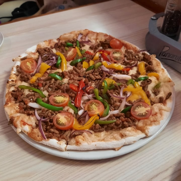 photo of Panarottis Claremont Mexicana veganised pizza shared by @chrisl on  23 Jan 2021 - review