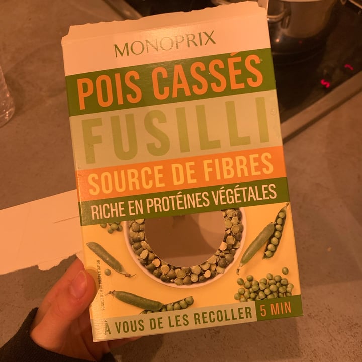 photo of Monoprix fusili aux pois cassés shared by @inesr on  11 Dec 2022 - review