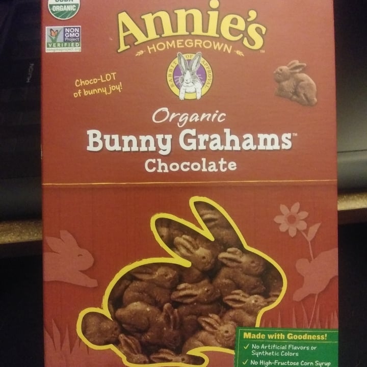 photo of Annie’s Organic Chocolate Bunny Grahams shared by @alianahawke on  17 Feb 2021 - review