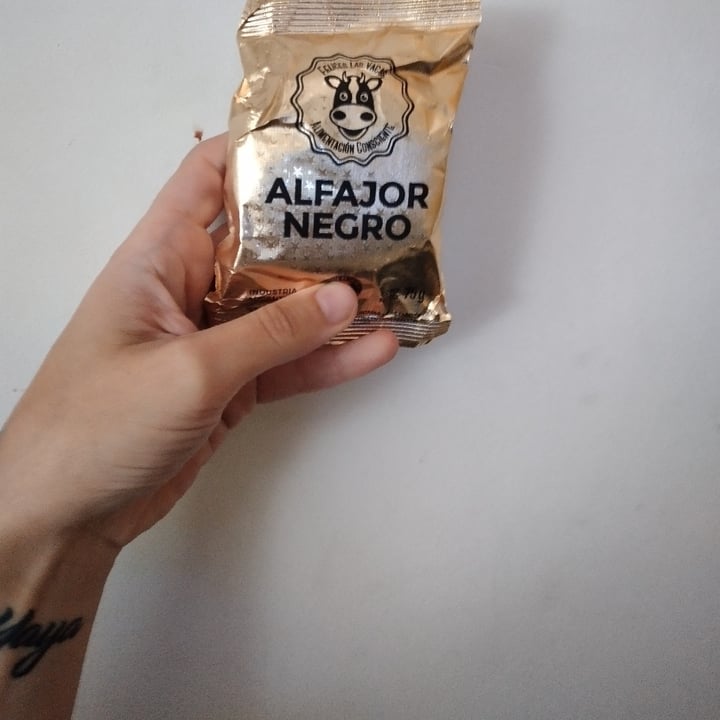 photo of Felices Las Vacas Alfajor Negro shared by @soycomoelchileverde on  27 Apr 2021 - review
