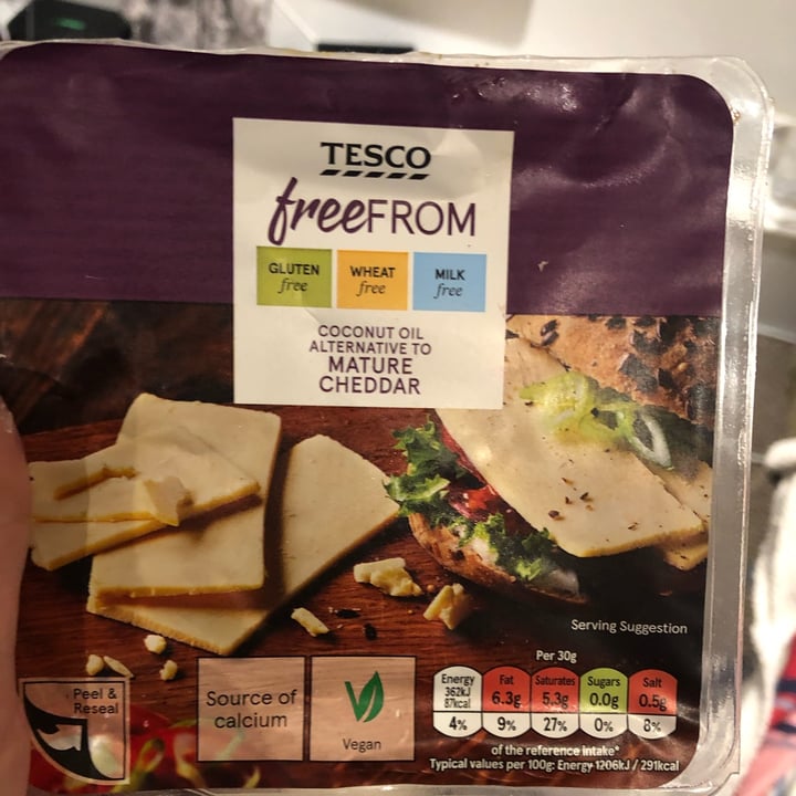 photo of Tesco Free From mature cheddar shared by @katherinerawl on  31 Dec 2021 - review