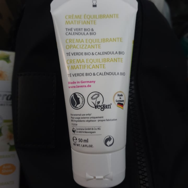 review photo of Lavera Naturkosmetik Mattifying Balancing Cream shared by @absolent on 22 Nov 2021 - review