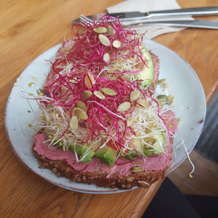 photo of IssDichGlücklich - plant-based eatery Avocado Toasts W/ Microgreens shared by @dourayra on  09 Jan 2020 - review