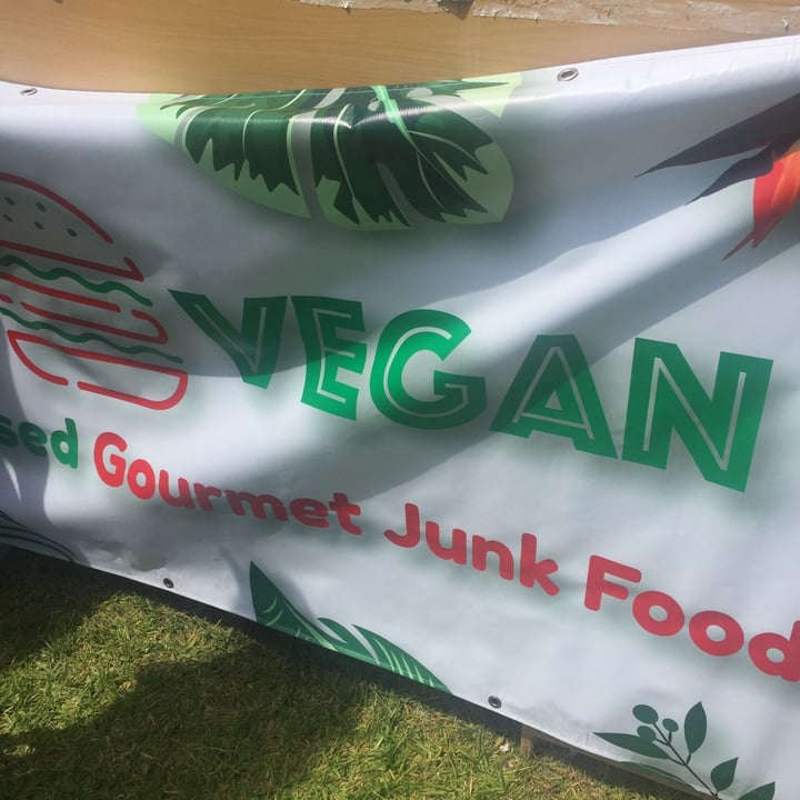 review photo of Lekker Vegan Kloof Crunchy burger shared by @theconscioushustle on 13 Aug 2020 - review