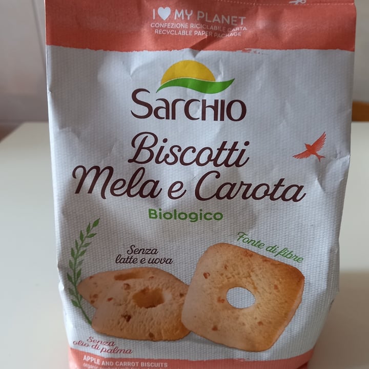 photo of Sarchio Biscotti Mela E Carote shared by @silvi56 on  21 Jun 2022 - review