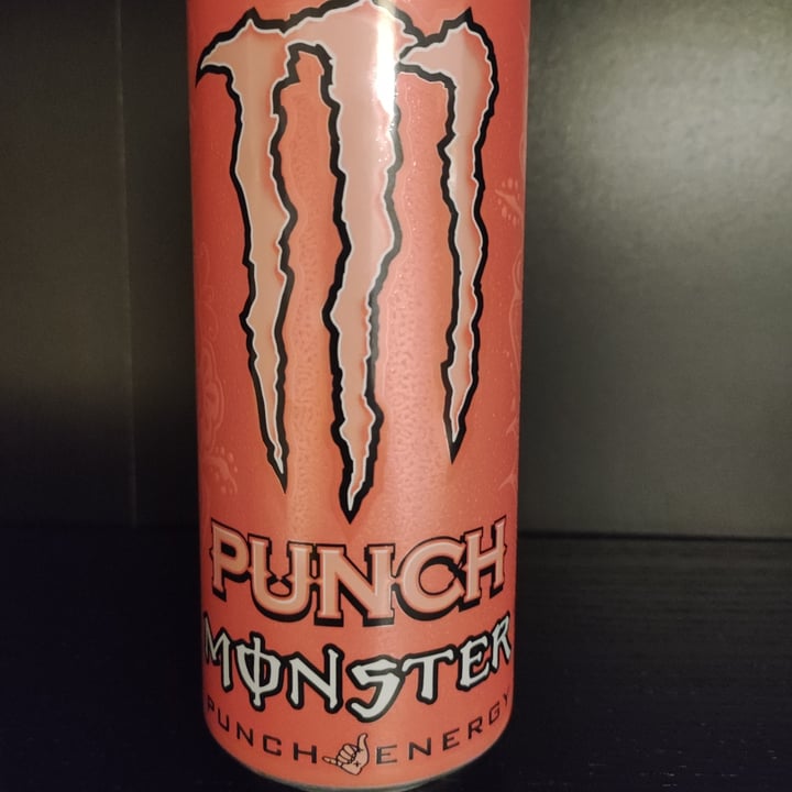 photo of Monster Energy Pipeline Punch shared by @michelaa on  13 Nov 2022 - review
