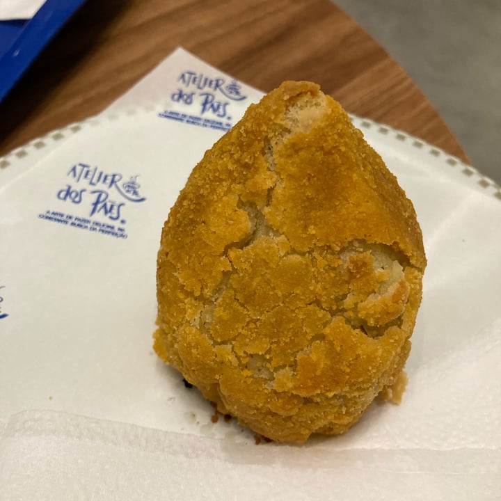 photo of Padaria Galeria dos Pães Coxinha de jaca shared by @paulothomazelli on  24 Jun 2022 - review