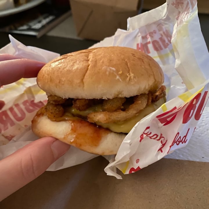 photo of Halo Burger Smoky Carolina BBQ shared by @minza on  29 Nov 2020 - review