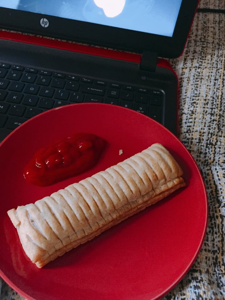 review photo of Greggs Vegan Sausage Roll shared by @jessxvx on 01 Mar 2020 - review