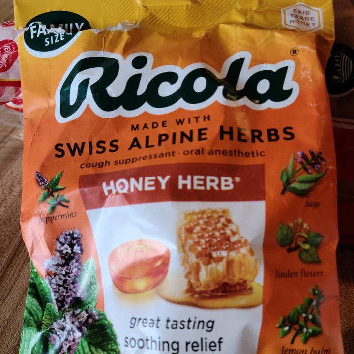 photo of Ricola Swiss alpine herbs Cough Suppressant shared by @sirius on  20 Apr 2022 - review