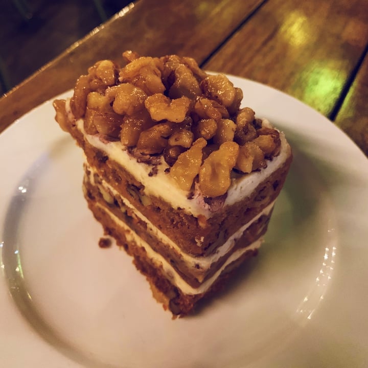 review photo of CLOSED - Privé Paragon Carrot Cake shared by @lasithalokuge on 02 Feb 2020 - review
