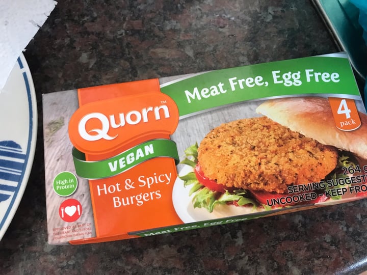 photo of Quorn Vegan Hot & Spicy Burgers shared by @claudialudwig on  28 Aug 2019 - review