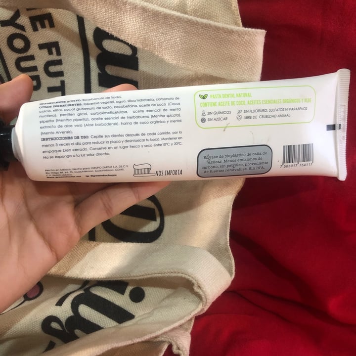 photo of Green Doctor Organic care pasta dental shared by @daliaponce on  24 Nov 2021 - review