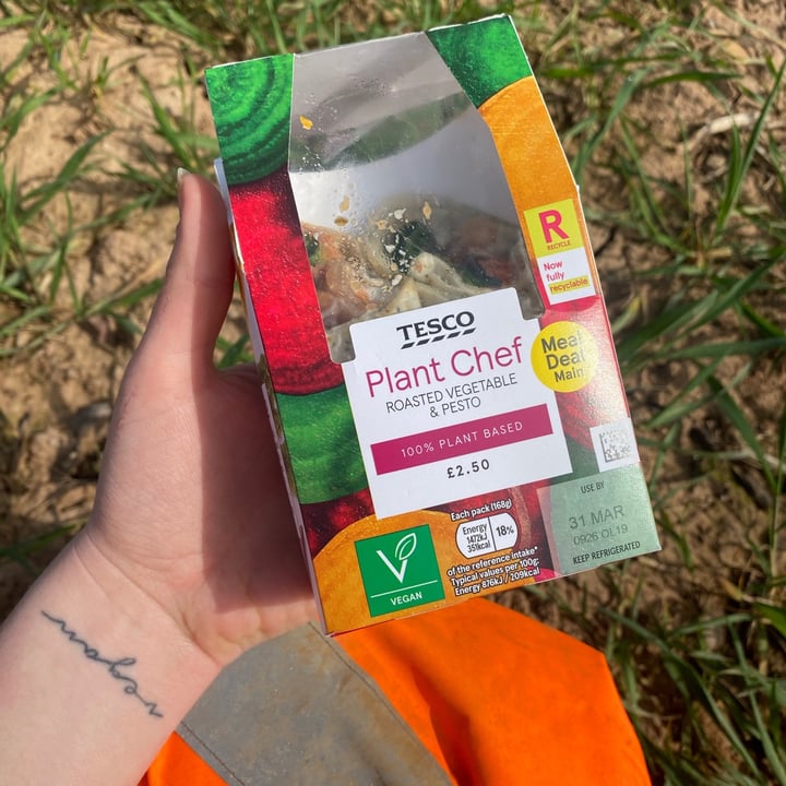photo of Tesco Plant Chef Roasted vegetable and pesto wrap shared by @robsm95 on  30 Mar 2021 - review