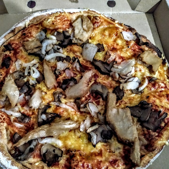 photo of Telepizza Pizza Montana Veggie shared by @goboline on  13 Aug 2021 - review
