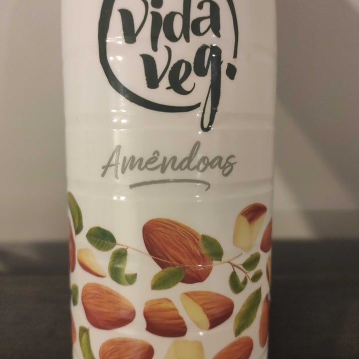 review photo of Vida Veg Leite Vegetal De Amêndoas shared by @celestemayumi on 20 Jul 2021 - review