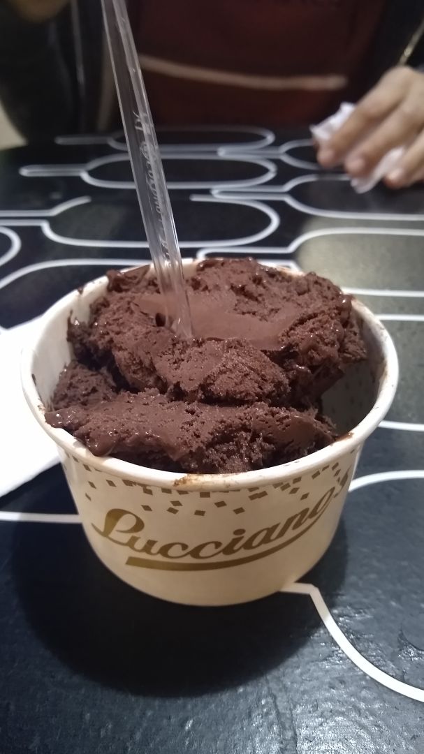 photo of Lucciano's Diagonal - La Plata Sorbete De Chocolate 72% shared by @ximena on  25 Nov 2019 - review